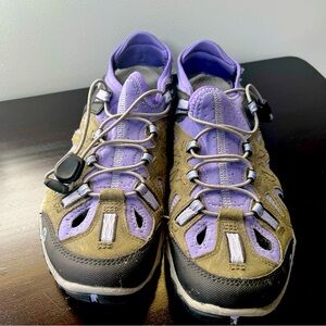 Merrell Walking shoes. Excellent condition. Lilac/Grey/Black. Vibram soles